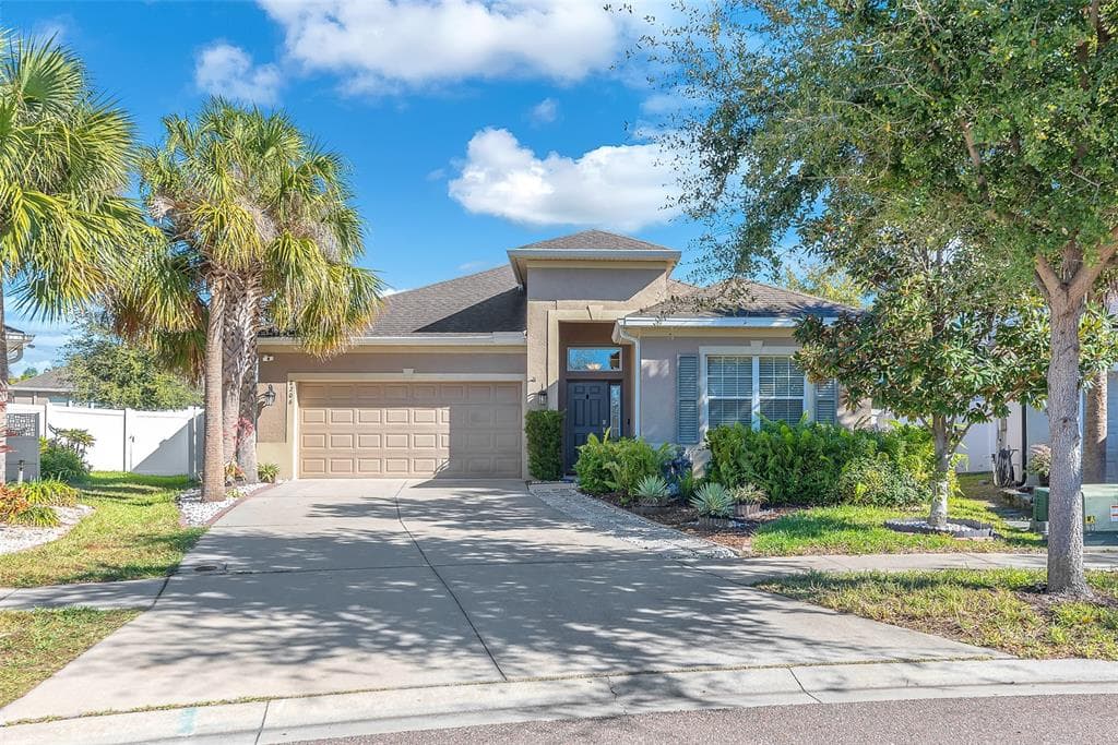8206 WILLOW BEACH DRIVE RIVERVIEW, FL 33578