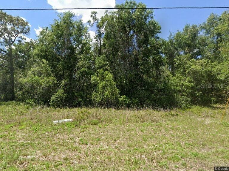 IDLE A WHILE CIRCLE DADE CITY, FL 33523