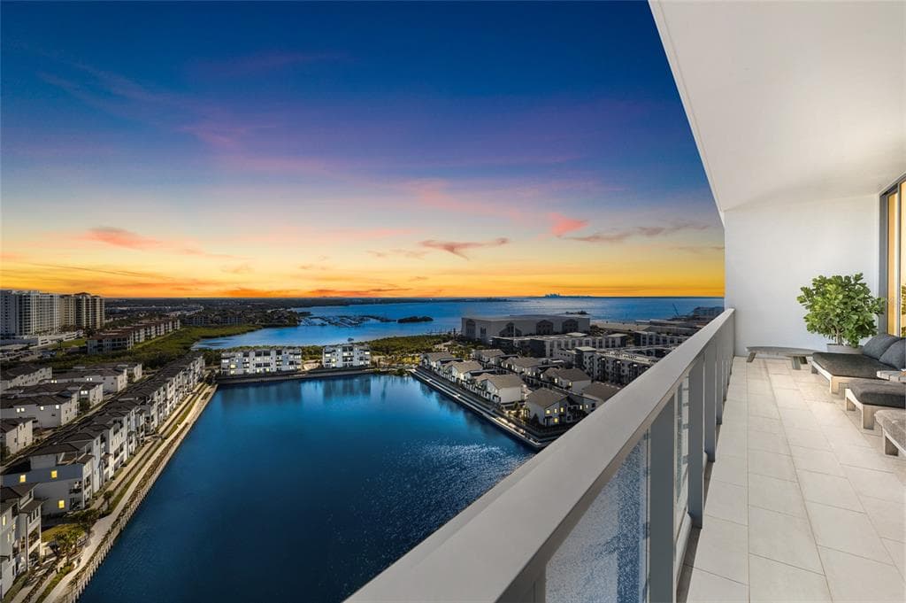 5120 MARINA WAY UNIT 16005 TAMPA, FL 33611