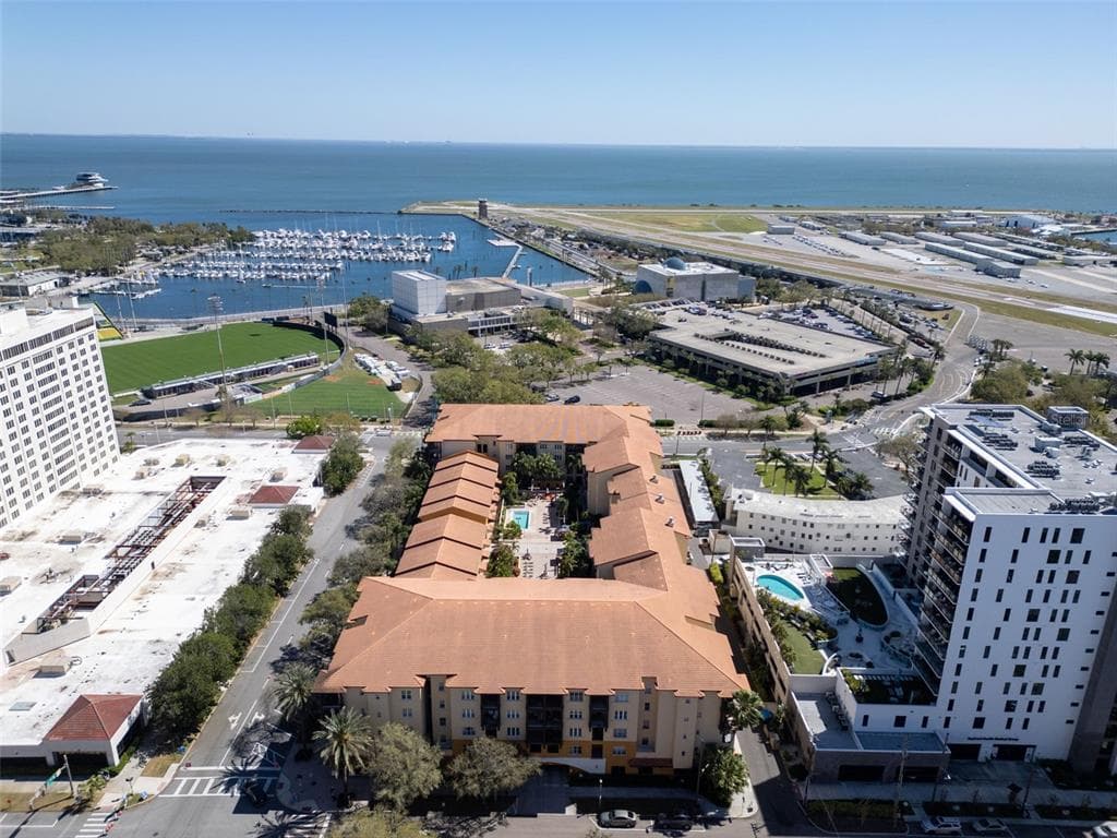 100 4TH AVENUE S UNIT 213 ST PETERSBURG, FL 33701