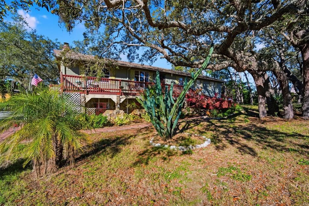 1112 N FLORIDA AVENUE TARPON SPRINGS, FL 34689