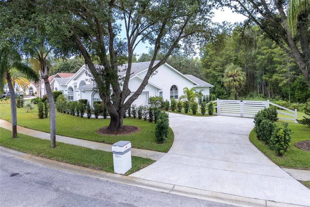 9915 HERMOSILLO DRIVE NEW PORT RICHEY, FL 34655