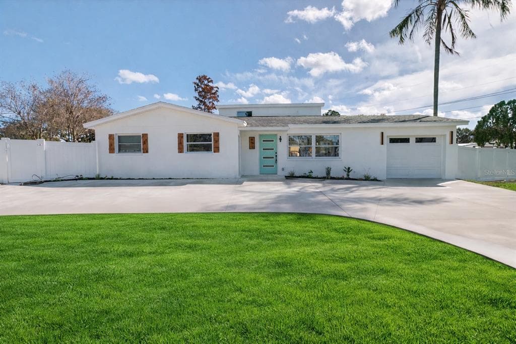 651 20TH STREET NW LARGO, FL 33770
