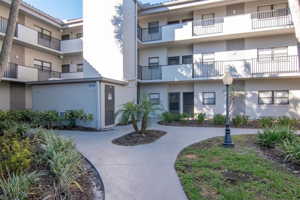 2650 COUNTRYSIDE BOULEVARD UNIT F303 CLEARWATER, FL 33761