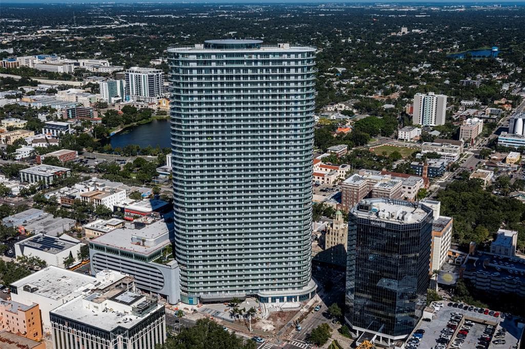 400 CENTRAL AVENUE UNIT 1006 ST PETERSBURG, FL 33701