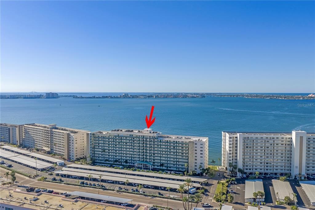6020 SHORE BOULEVARD S UNIT 712 GULFPORT, FL 33707