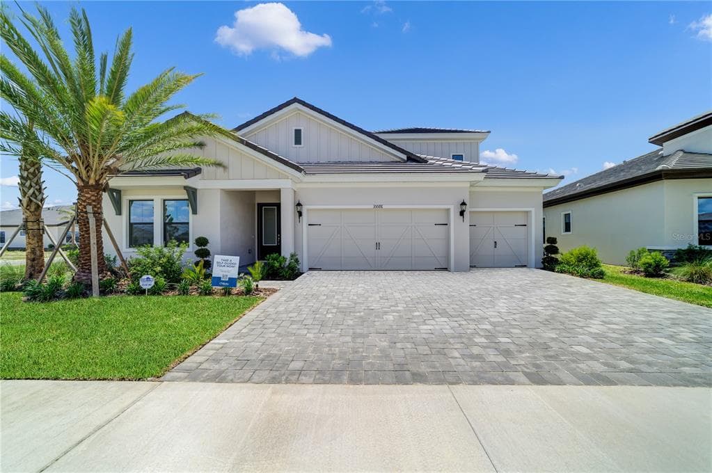 35576 BIG HAWK DRIVE ZEPHYRHILLS, FL 33541