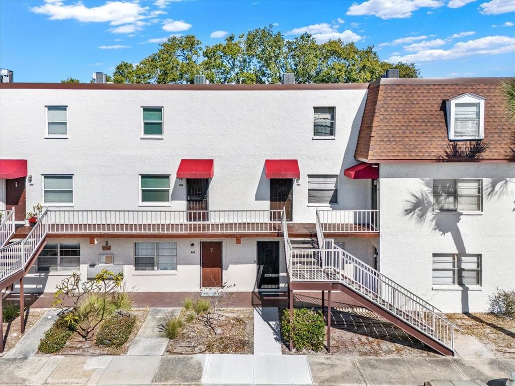 9125 TUDOR DRIVE UNIT D109 TAMPA, FL 33615
