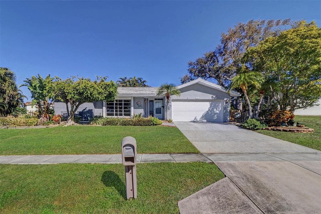 11845 66TH AVENUE SEMINOLE, FL 33772