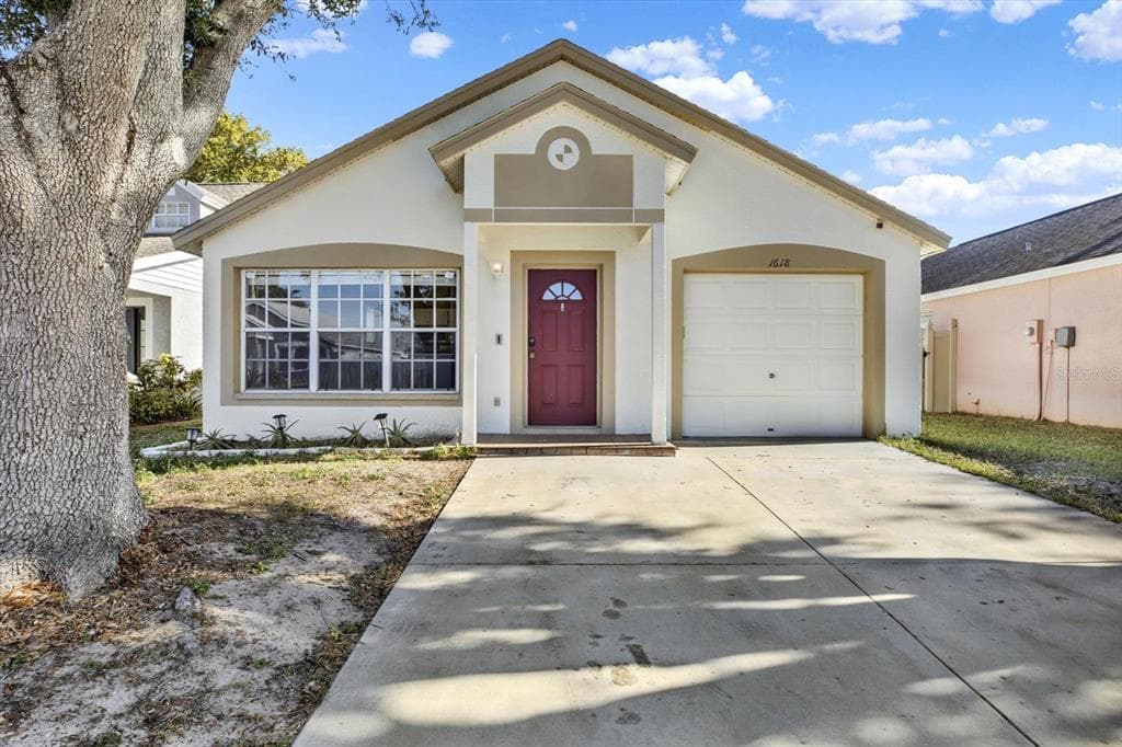 1618 CITRUS ORCHARD WAY VALRICO, FL 33594
