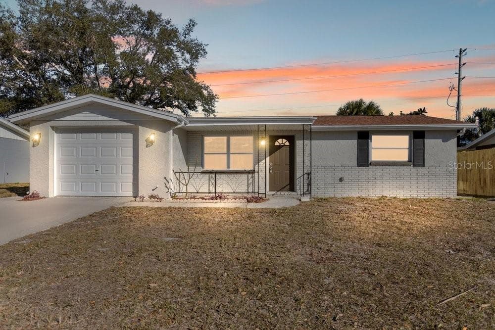 7605 FOX HOLLOW DRIVE