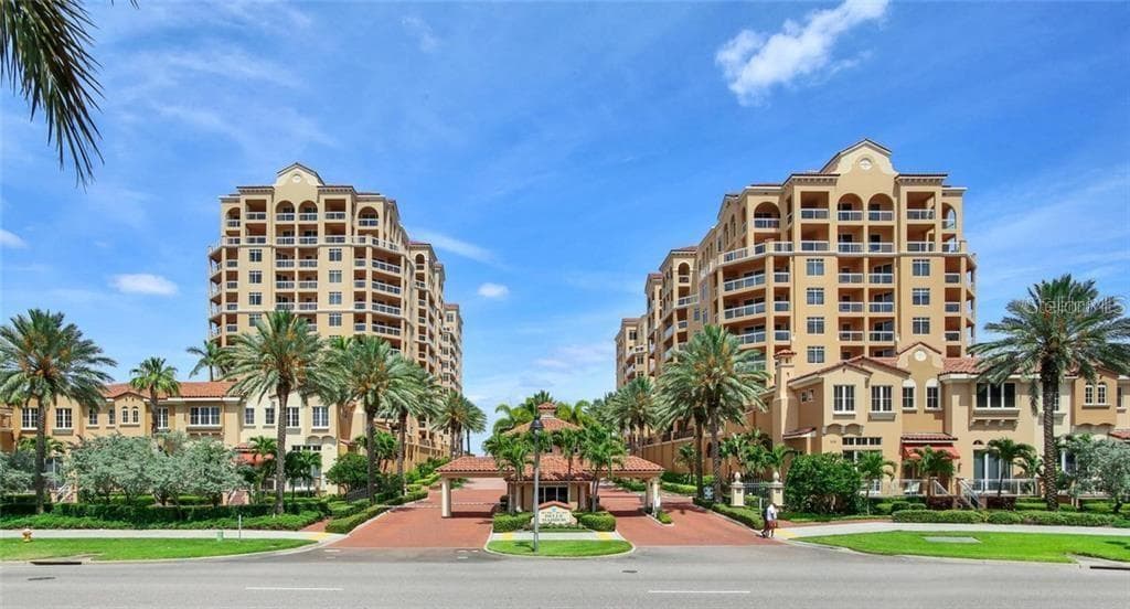 521 MANDALAY AVENUE UNIT 309 CLEARWATER BEACH, FL 33767