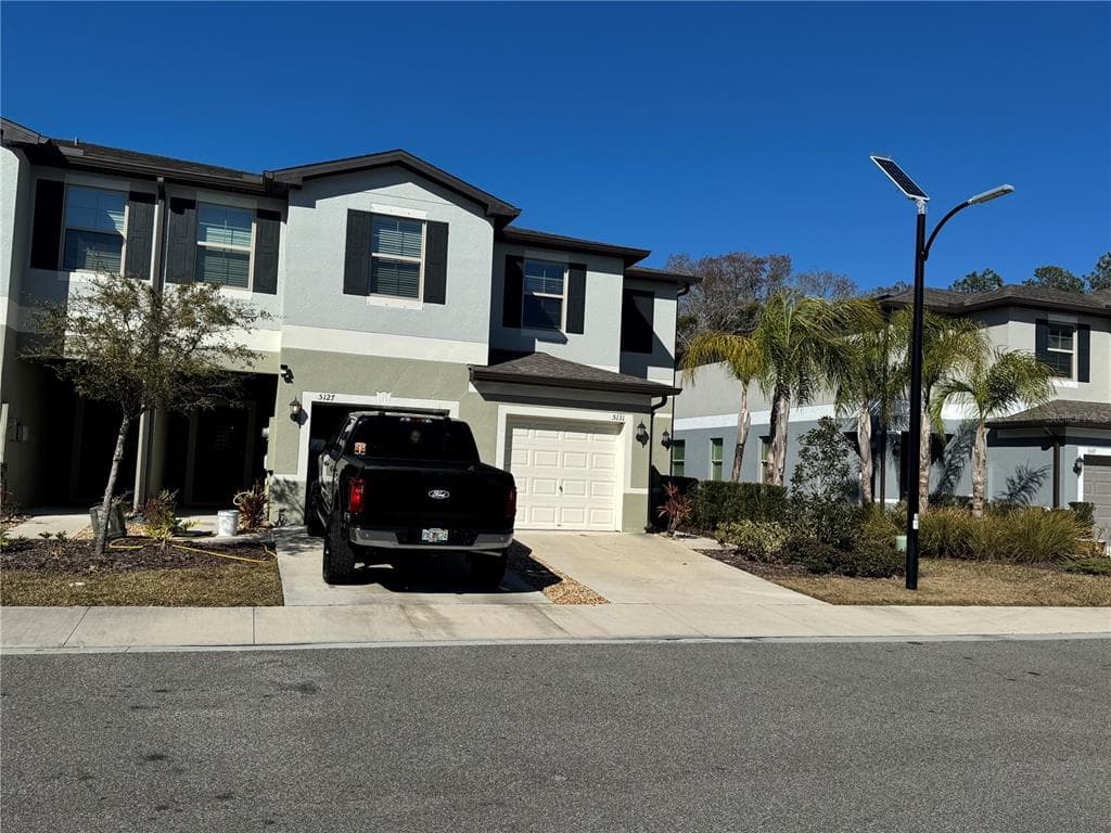 5131 FORUM BOULEVARD HOLIDAY, FL 34690