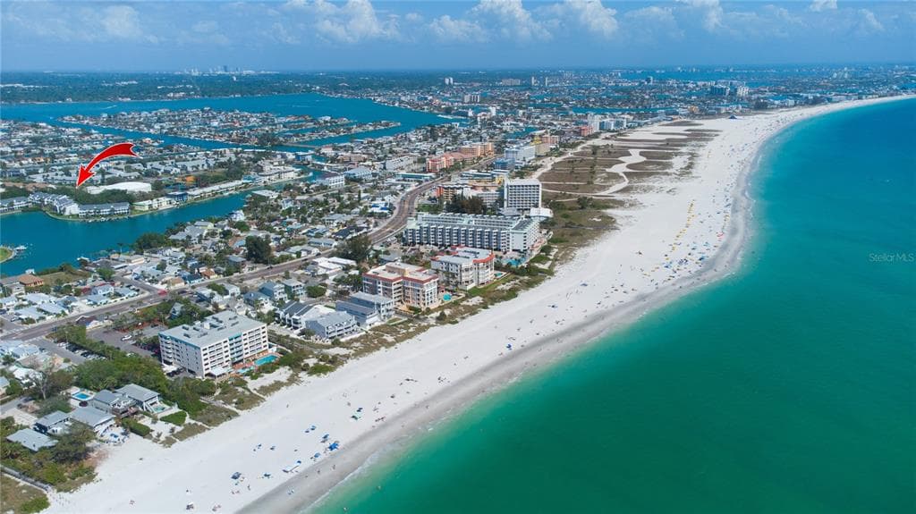 12140 CAPRI CIRCLE S UNIT 709 TREASURE ISLAND, FL 33706