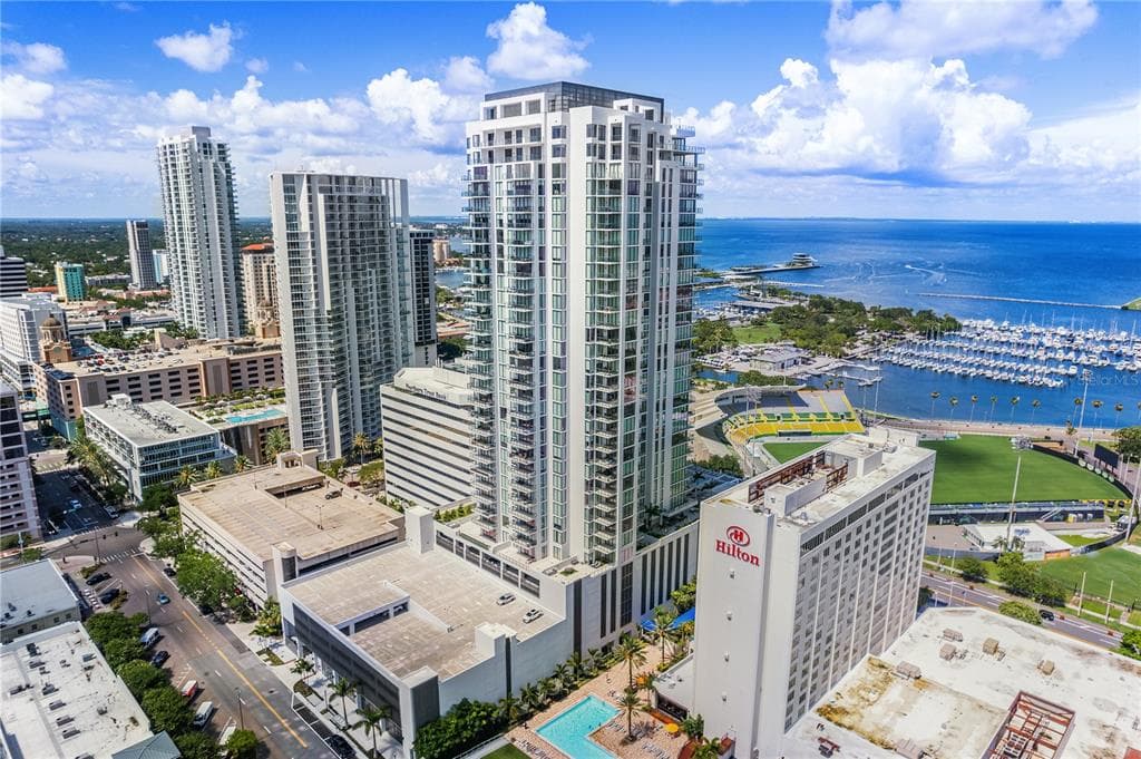 301 1ST STREET S UNIT 1607 ST PETERSBURG, FL 33701