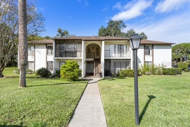 2522 PINE RIDGE WAY S UNIT D2 PALM HARBOR, FL 34684