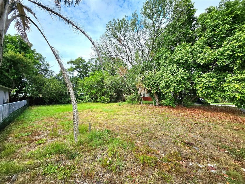 5106 16TH AVENUE S GULFPORT, FL 33707