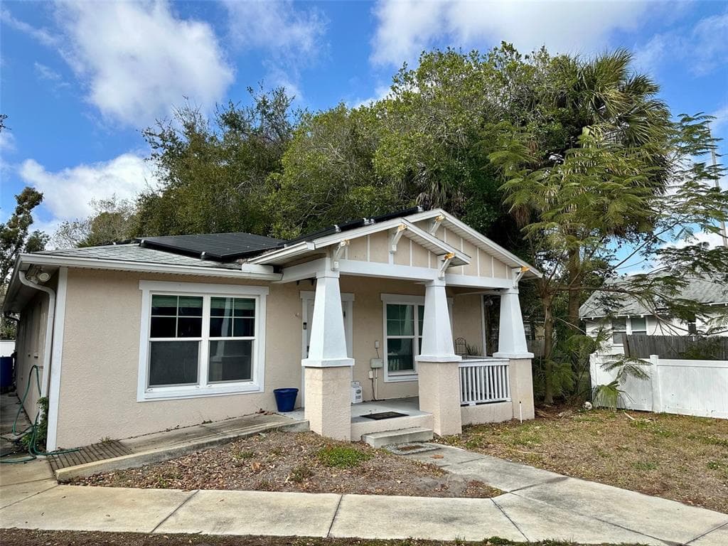 1121 DR MARTIN LUTHER KING JR STREET S ST PETERSBURG, FL 33705