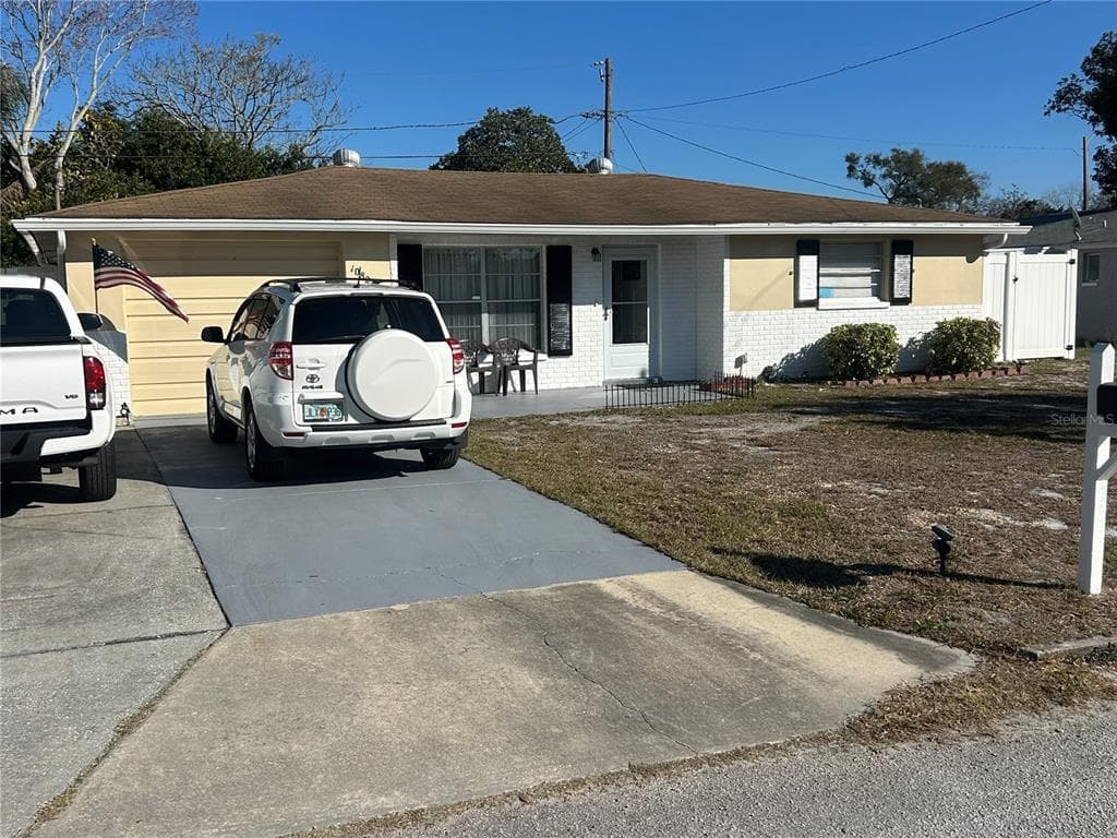 10824 INGLEWOOD AVENUE PORT RICHEY, FL 34668