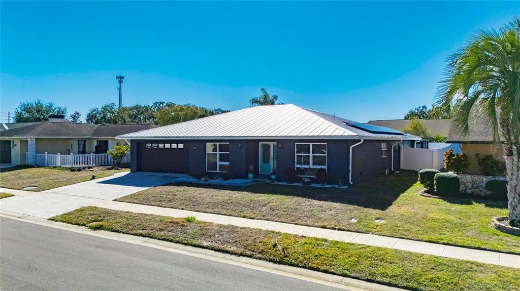 7906 BAHAMA AVENUE PORT RICHEY, FL 34668