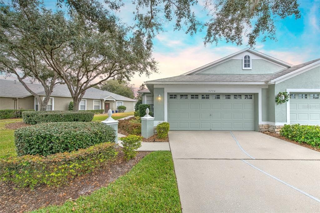 5734 HERONPARK PLACE LITHIA, FL 33547