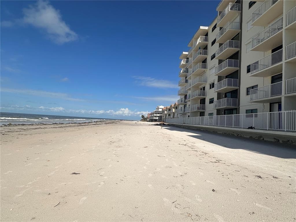 18650 GULF BLVD UNIT 316 INDIAN SHORES, FL 33785