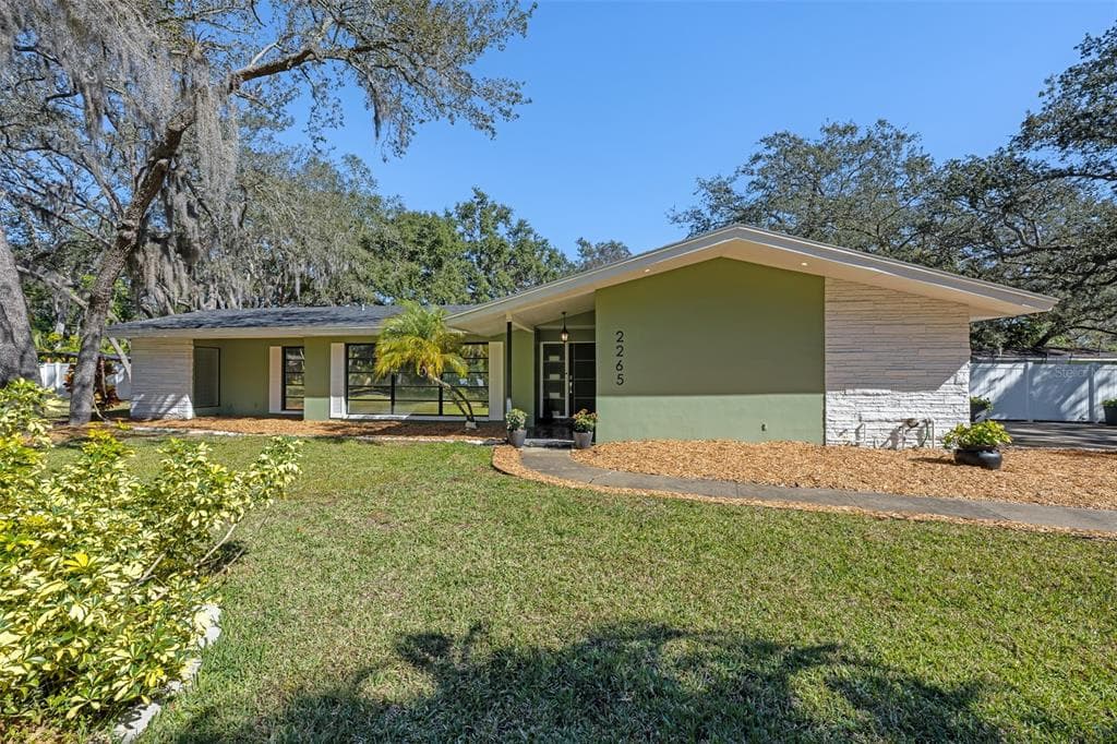 2265 BELLEAIR ROAD CLEARWATER, FL 33764