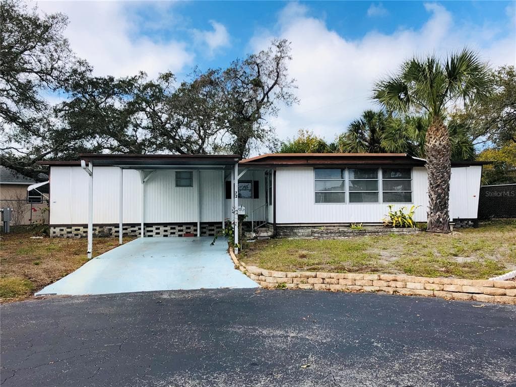 980 7TH STREET NW UNIT 72 LARGO, FL 33770