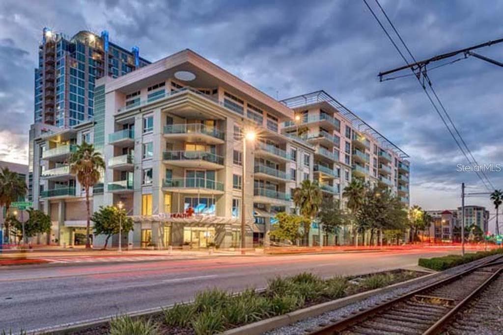 111 N 12TH STREET UNIT 1411 TAMPA, FL 33602