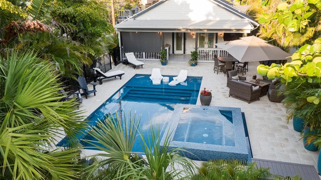 135 93RD AVENUE TREASURE ISLAND, FL 33706