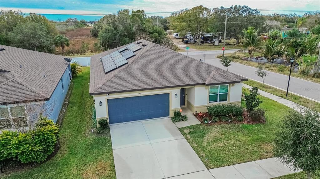 901 GOLDEN SHINER AVENUE RUSKIN, FL 33570