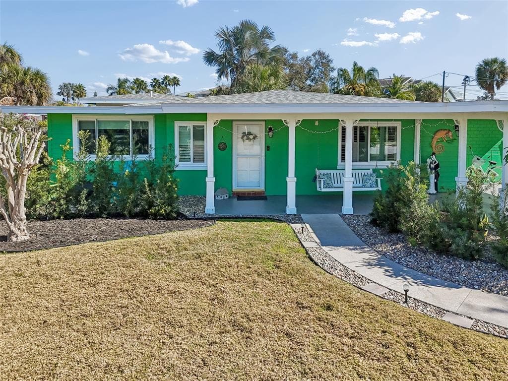 2427 BAYWOOD DRIVE W DUNEDIN, FL 34698