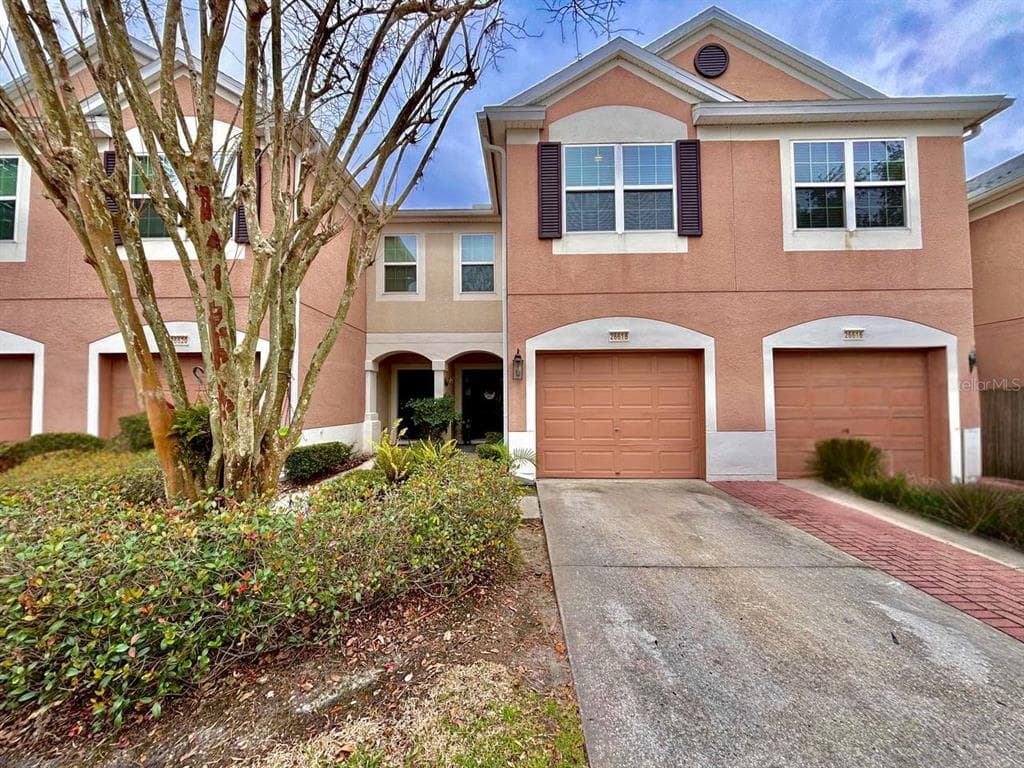 26618 CASTLEVIEW WAY WESLEY CHAPEL, FL 33544