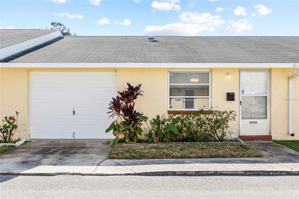 4948 GETNER STREET NEW PORT RICHEY, FL 34652