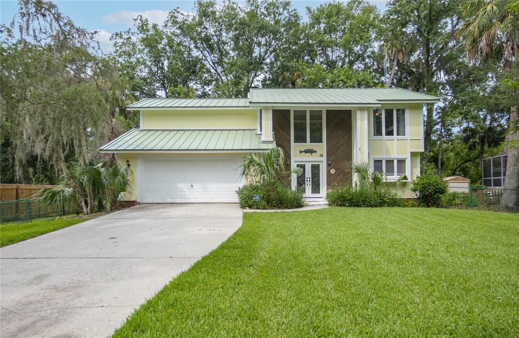 28 RIVERTRAIL DRIVE INGLIS, FL 34449