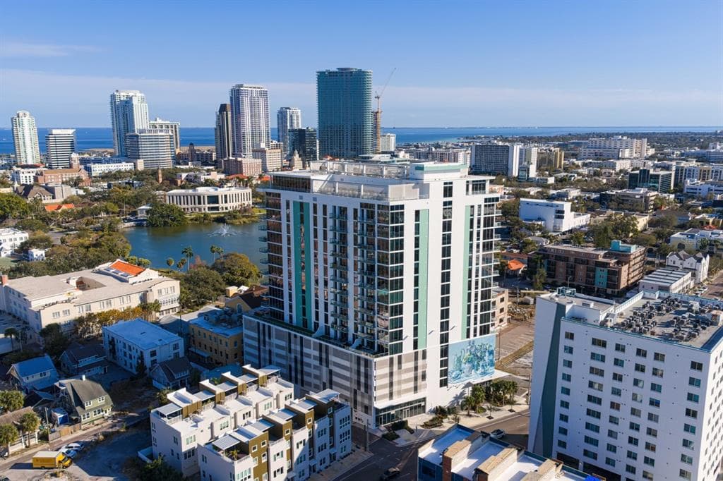 777 3RD AVENUE N UNIT 1208 ST PETERSBURG, FL 33701