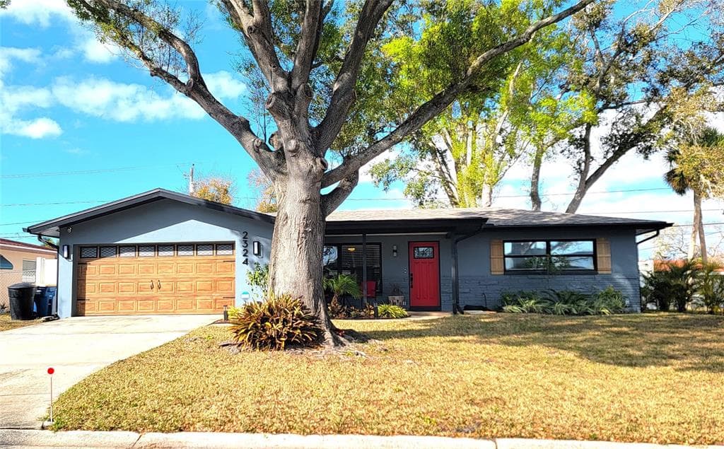 2324 SHELLEY STREET CLEARWATER, FL 33765