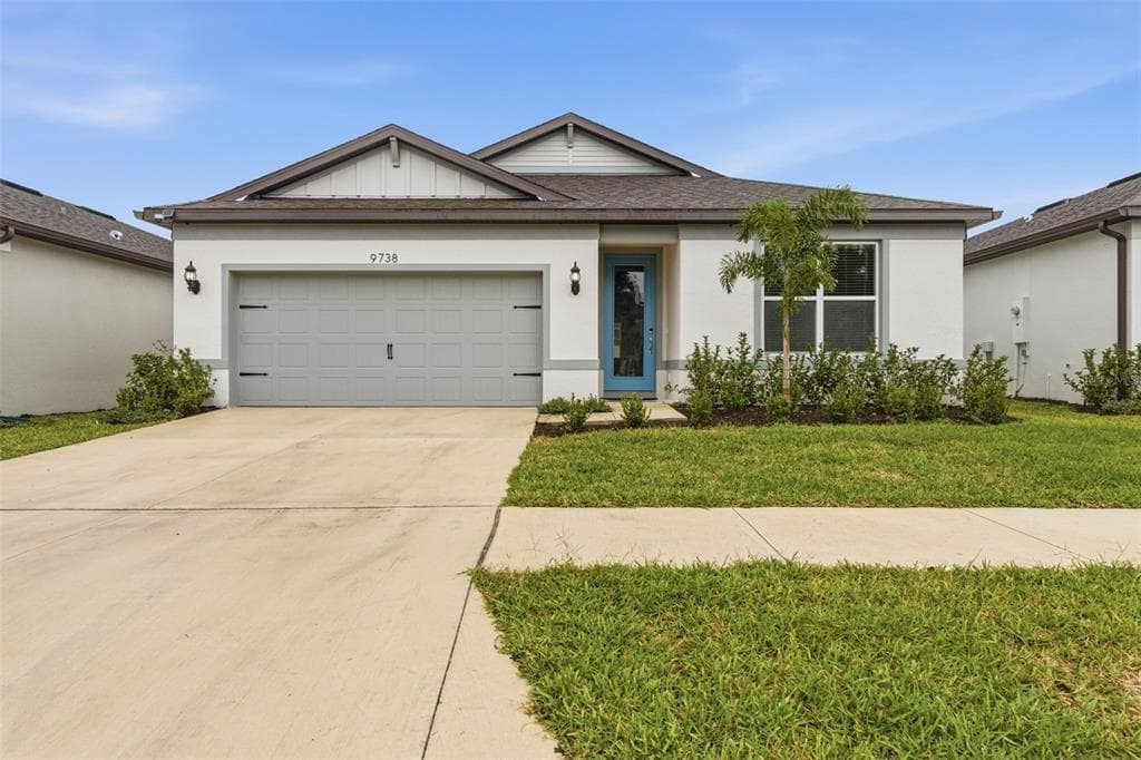 9738 REDWOOD HEIGHTS LOOP