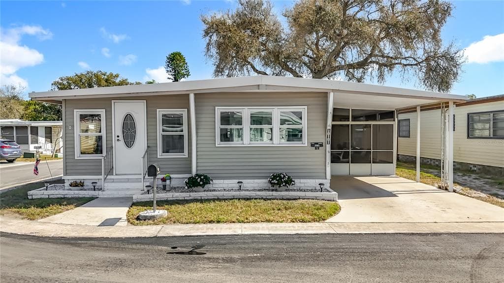 10101 N LAKE DRIVE UNIT 89 LARGO, FL 33773