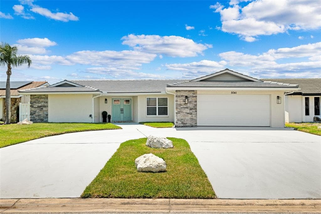 5041 CABRILLA COURT NEW PORT RICHEY, FL 34652