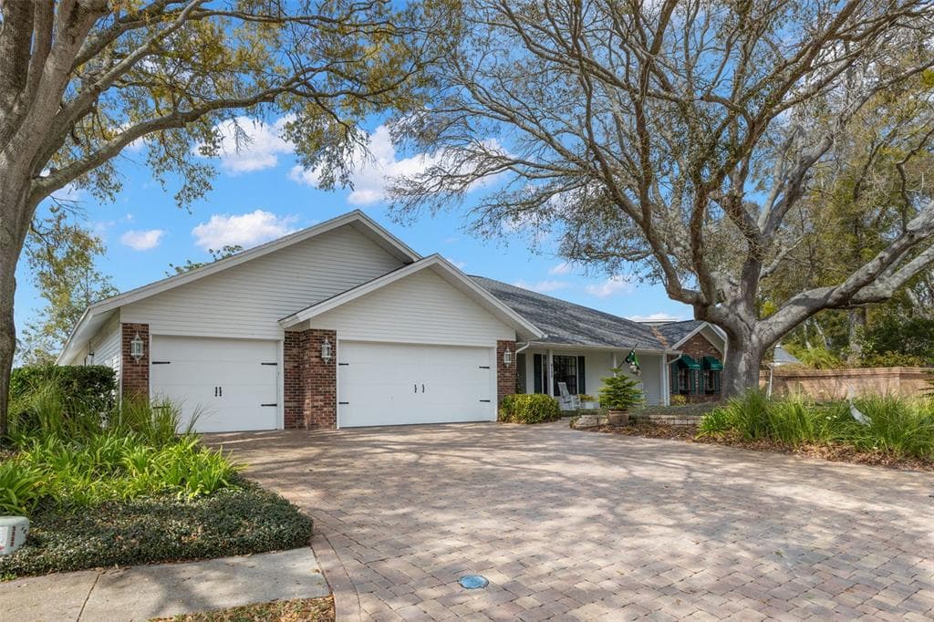 3132 MASTERS DRIVE CLEARWATER, FL 33761