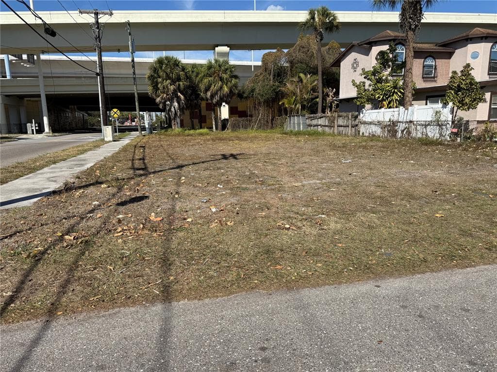 2602 DURHAM STREET TAMPA, FL 33605