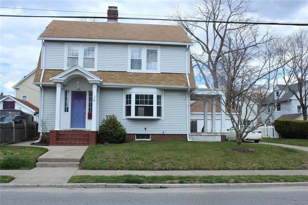 33 WALDRON AVENUE
