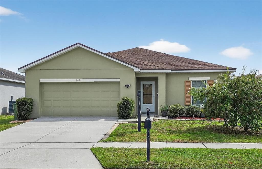 262 OLEANDER STREET WINTER HAVEN, FL 33881
