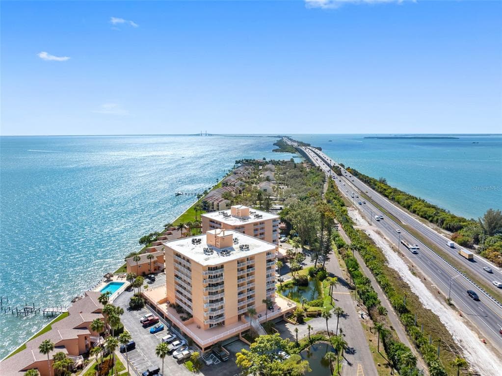 7430 SUNSHINE SKYWAY LANE S UNIT 406 ST PETERSBURG, FL 33711
