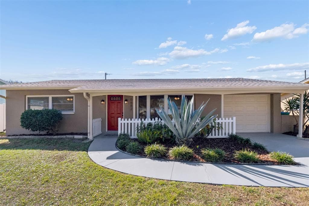 5682 46TH AVENUE N KENNETH CITY, FL 33709