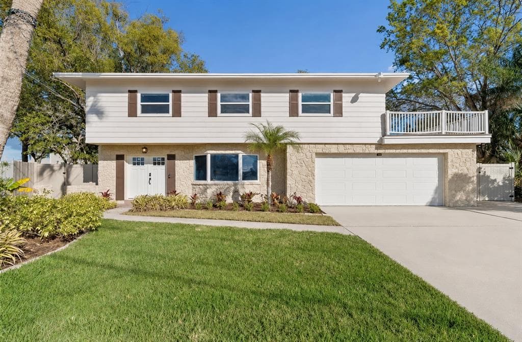 8402 BOXWOOD DRIVE TAMPA, FL 33615