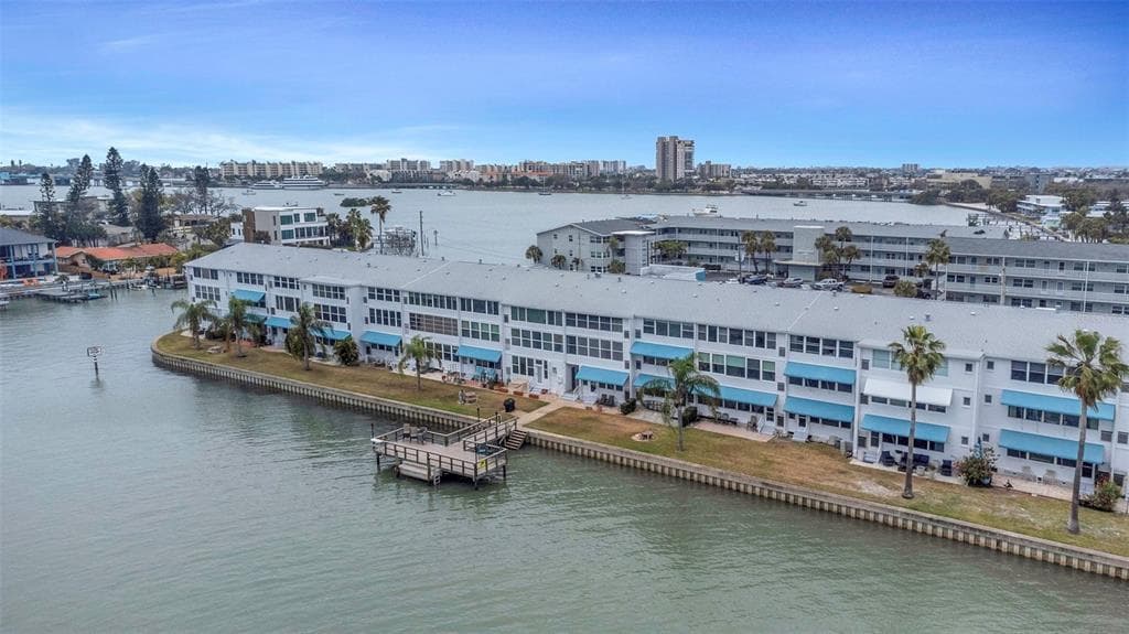 1893 SHORE DRIVE S UNIT 114 SOUTH PASADENA, FL 33707
