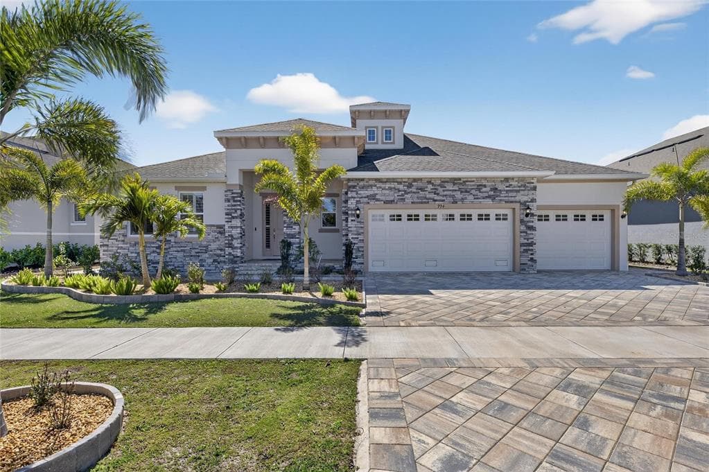 994 SIGNET DRIVE APOLLO BEACH, FL 33572
