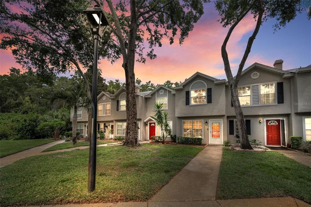 2173 FOX CHASE BOULEVARD PALM HARBOR, FL 34683